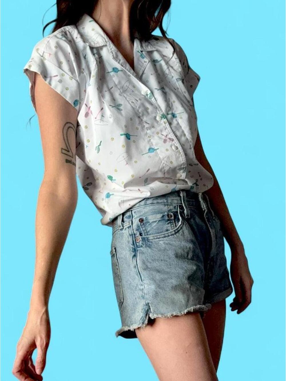 Vintage 80's American Vintage White Cotton Blouse with Colorful Sports Print, 19
